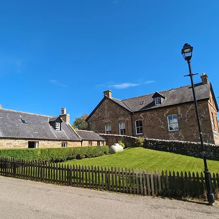 Historic Character Cottage In Central Dornoch Exterior photo