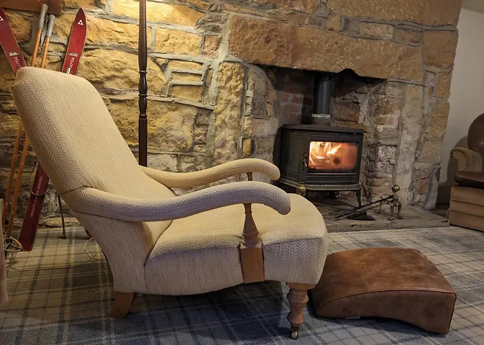 Historic Character Cottage In Central Dornoch