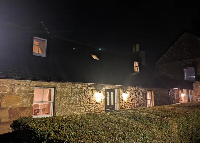 Historic Character Cottage In Central Dornoch